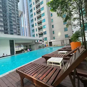 Summer Klcc By Luna Apartamento