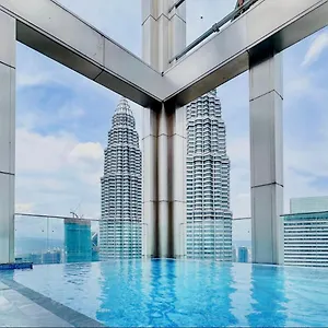 Tropicana Klcc @ Roof Top Swimming Pool Куала-Лумпур